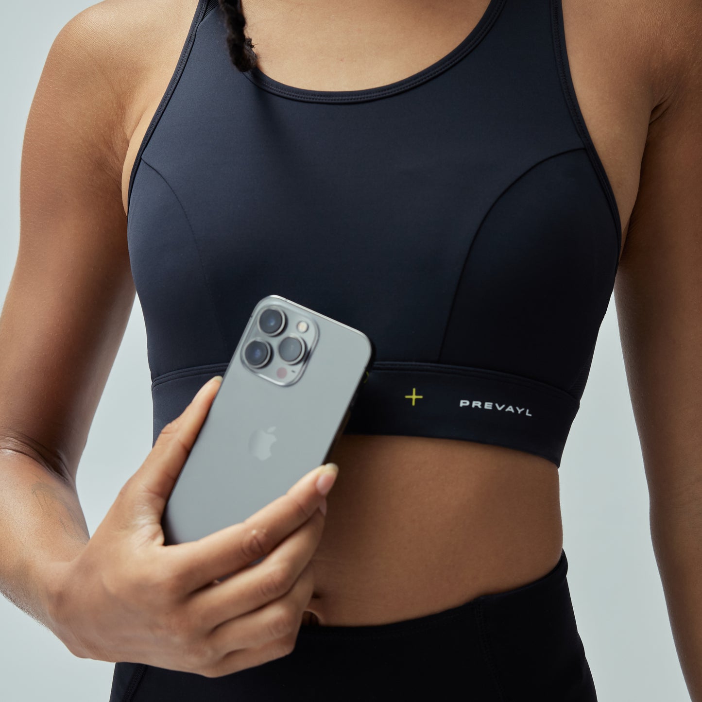 Smart Training Pack: Sensor + App + Black Adjustable Smart Bra - Medium Impact